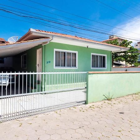 Casa Green บอมบินญัส ภายนอก รูปภาพ